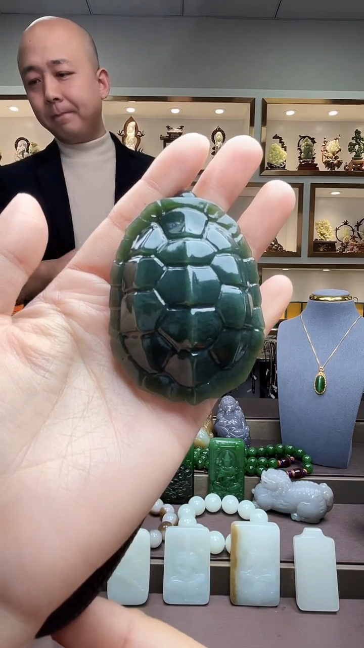 【闪购商品】和田玉颈饰未镶嵌苏