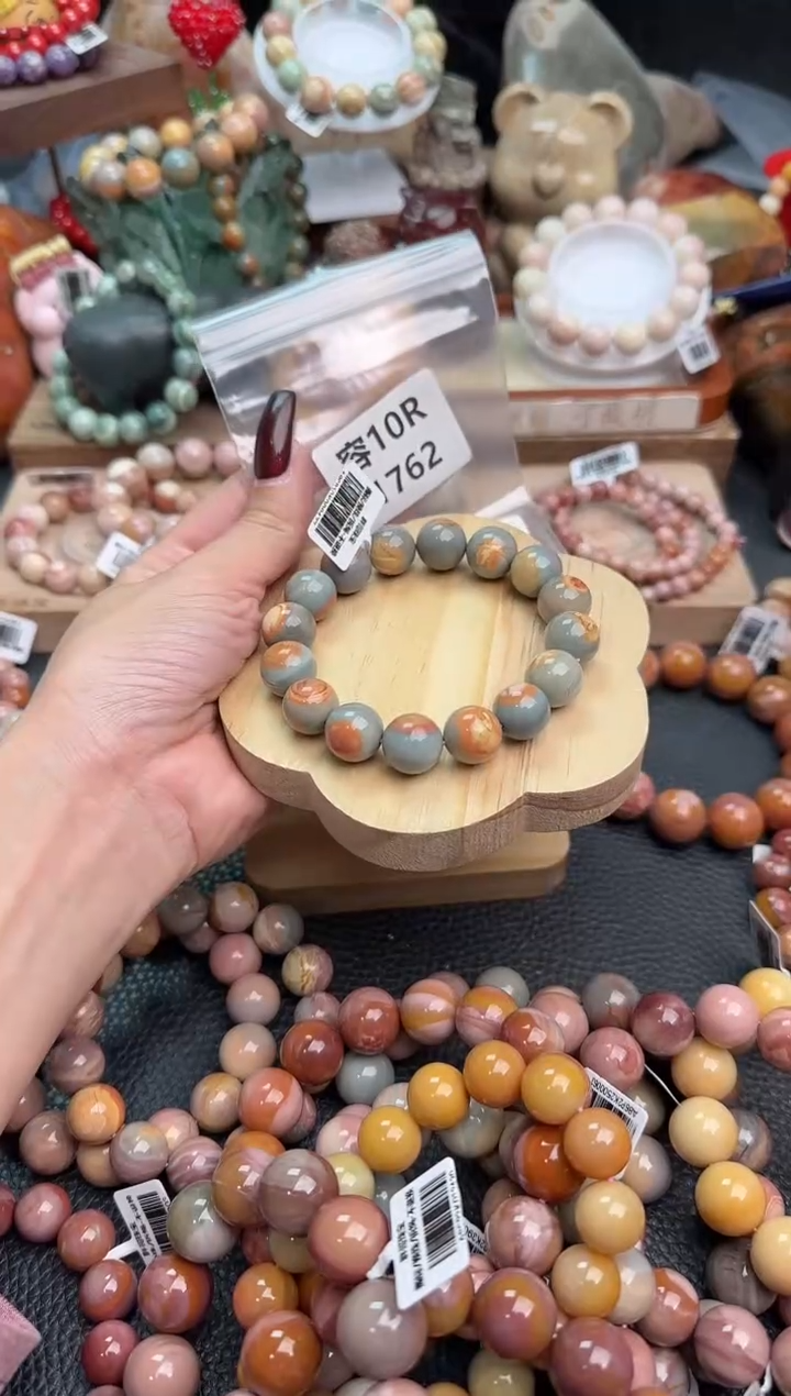 【闪购商品】石英质玉手链未镶嵌10R1762