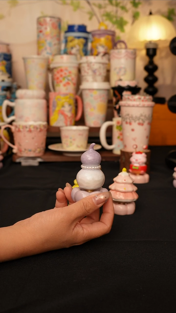 陶景德镇手绘的杯子 