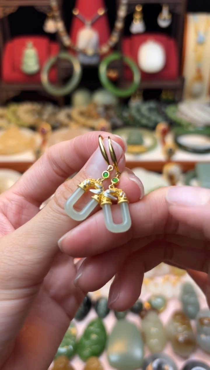 【闪购商品】和田玉耳饰银S925镶嵌福利