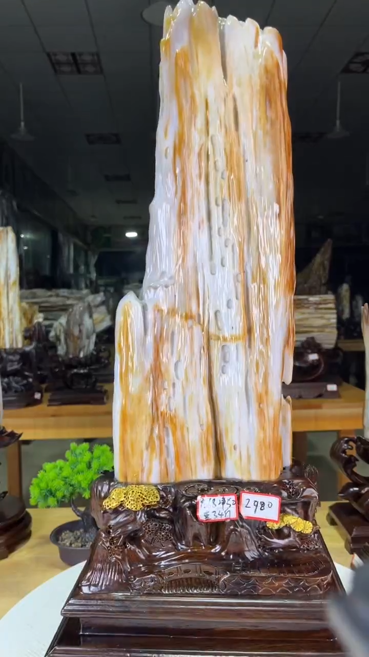 未镶嵌珠宝奇石硅化玉2980