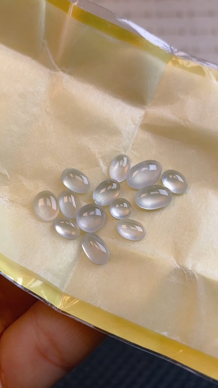 【闪购商品】翡翠耳饰未镶嵌天然A货翡翠50
