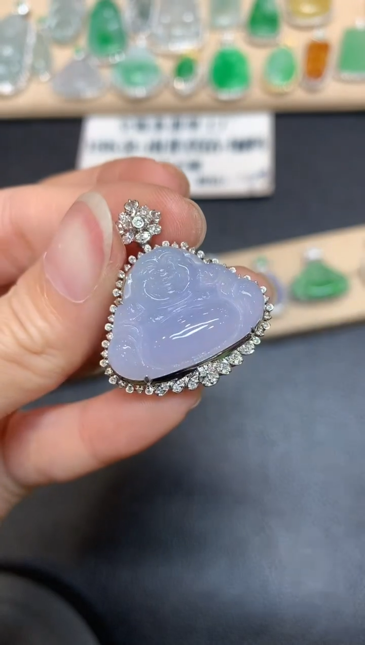 【闪购商品】翡翠颈饰18K金镶嵌佛公【无服务费