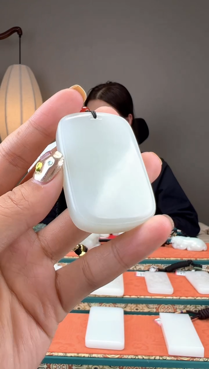 【闪购商品】和田玉颈饰未镶嵌1