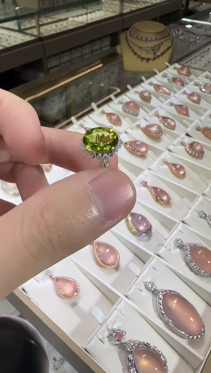 银S925镶嵌戒指橄榄石高级款