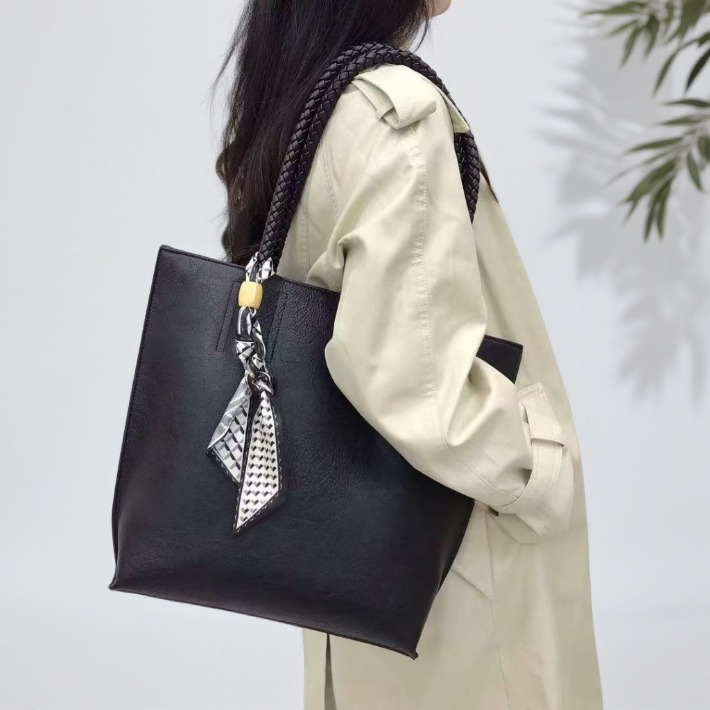 托特包斜挎包多种背法的包包拉链气质百搭真皮黑色单肩腋下包7829