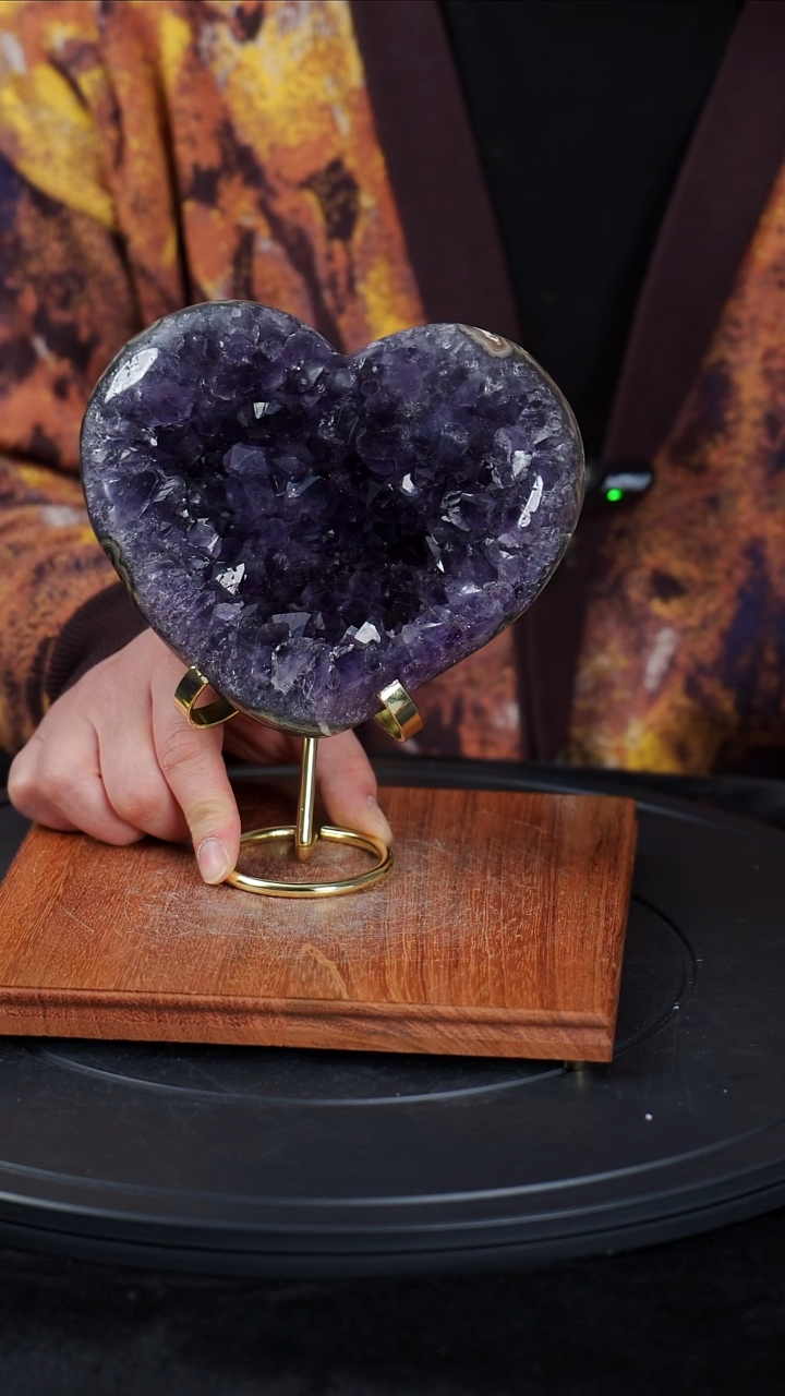 【闪购商品】紫晶大型摆件（非配饰）未镶嵌水晶