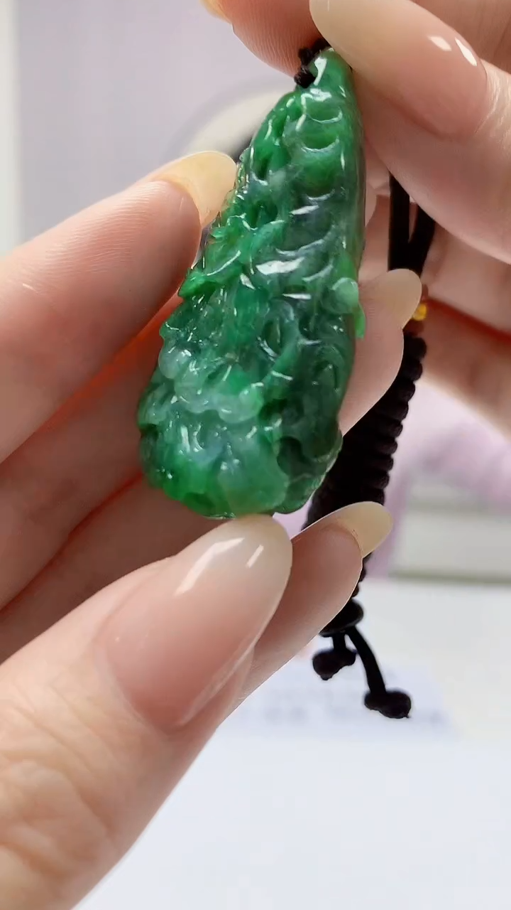 【闪购商品】定制翡翠未镶嵌4902DD-毛货挂件26