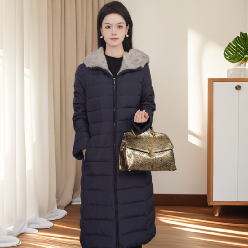 Gowani/乔万尼冬季女长款连帽白鸭绒高级感女士EL4T642