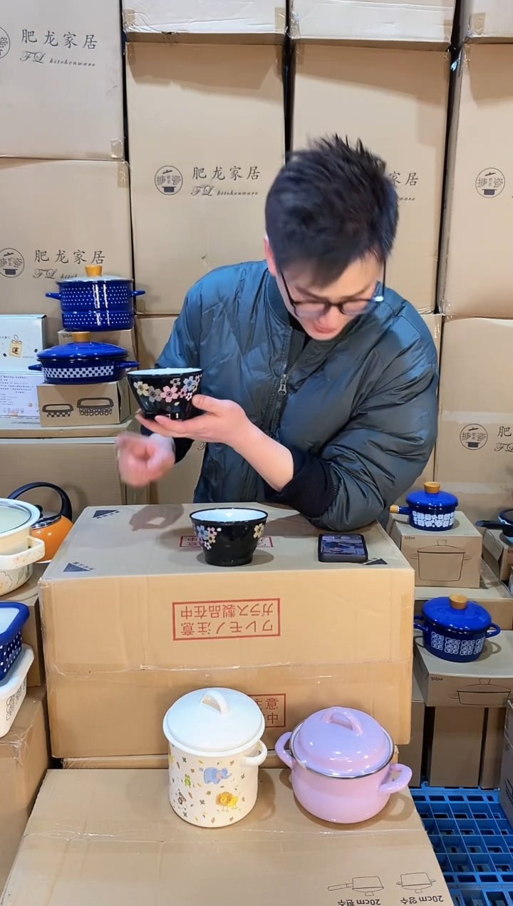 搪瓷单层樱花大号保温碗两只