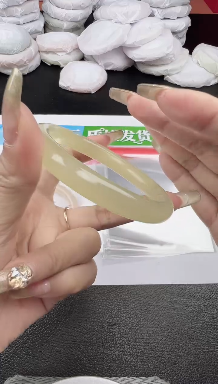 未镶嵌手镯石英质玉圈口 55 56