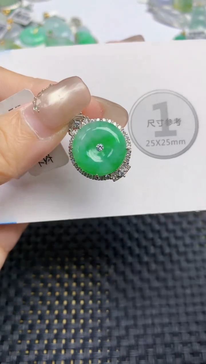 颈饰未镶嵌翡翠天然缅甸A货翡翠百元以上9元证书费自理