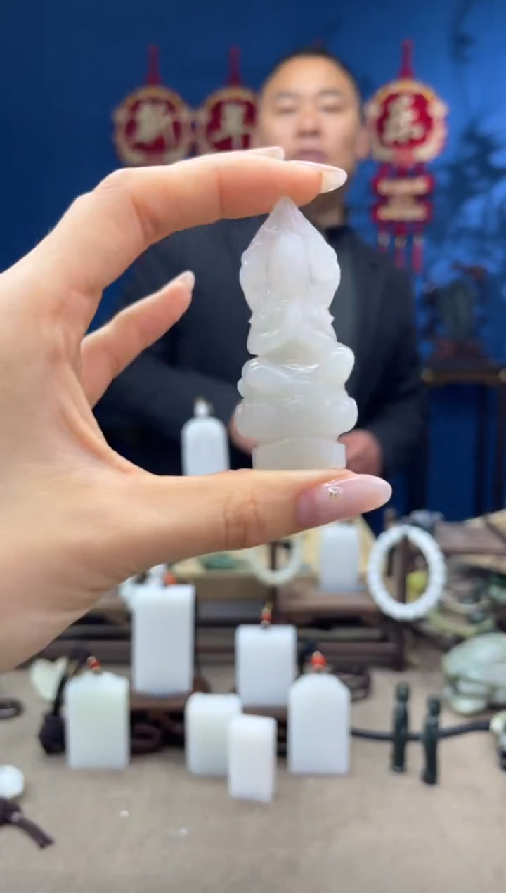 【闪购商品】和田玉未镶嵌颈饰1