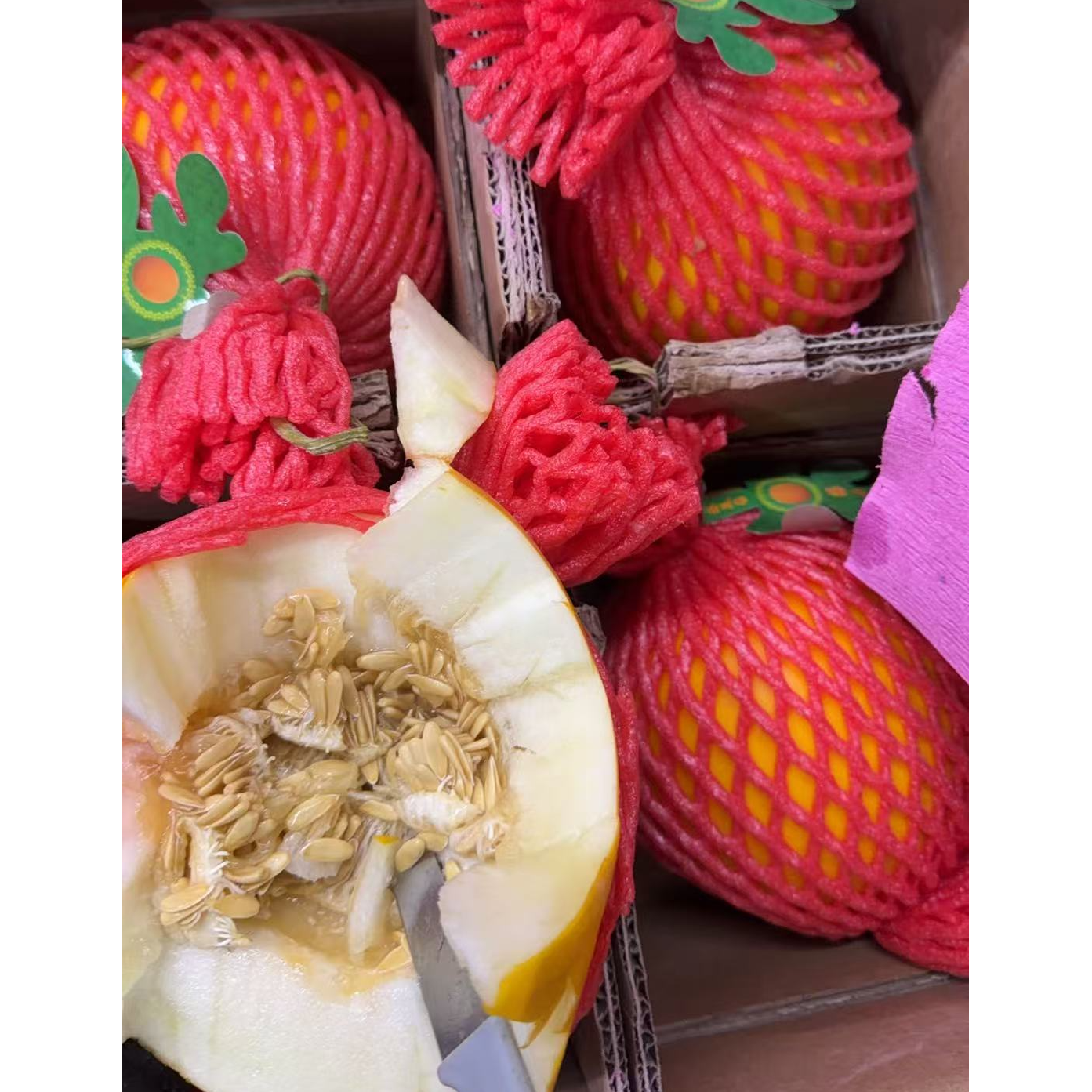 【海南九红蜜瓜】相当甜的瓜，适合老人小孩吃，新鲜的水果，值得推荐海南省