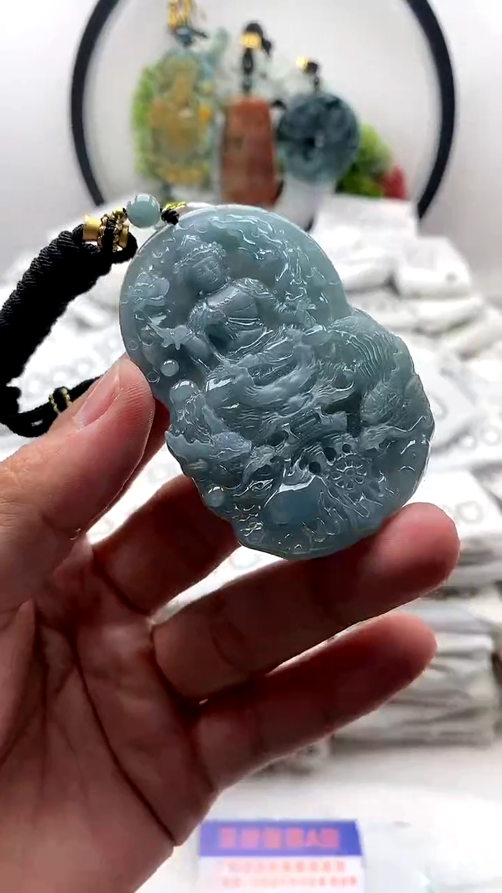 【闪购商品】翡翠颈饰未镶嵌虚空藏