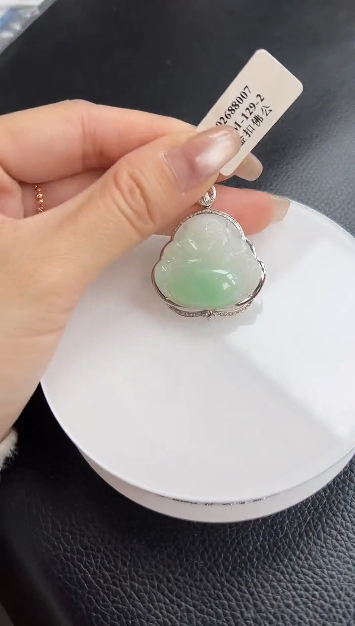 【闪购商品】翡翠颈饰18K金镶嵌佛公