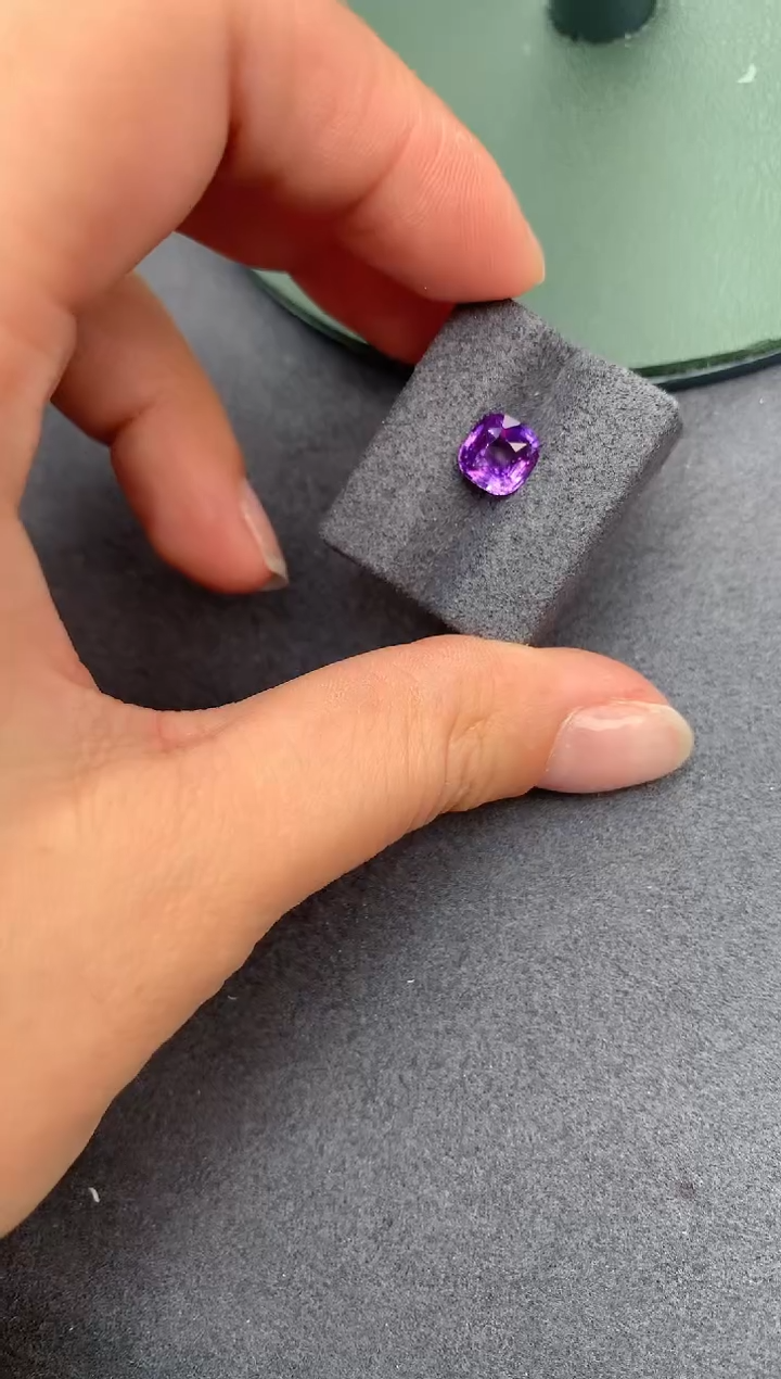 【闪购商品】彩色蓝宝石裸石未镶嵌2ct无烧紫蓝宝