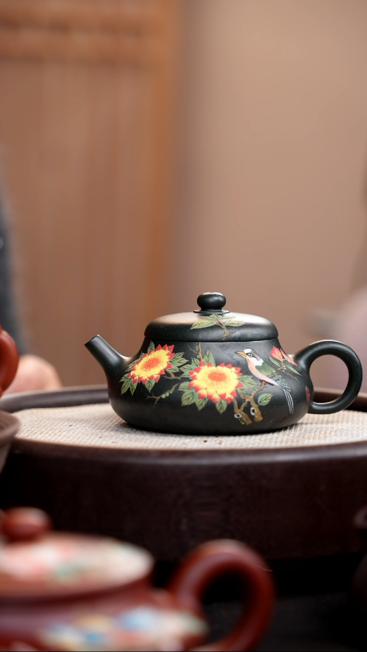 【闪购商品】紫砂茶壶九龄君子兰静乐壶012