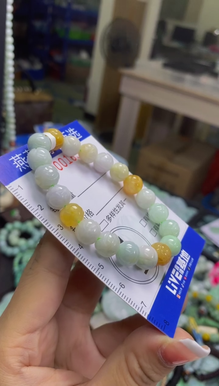 翡翠未镶嵌颈饰闪购0001652