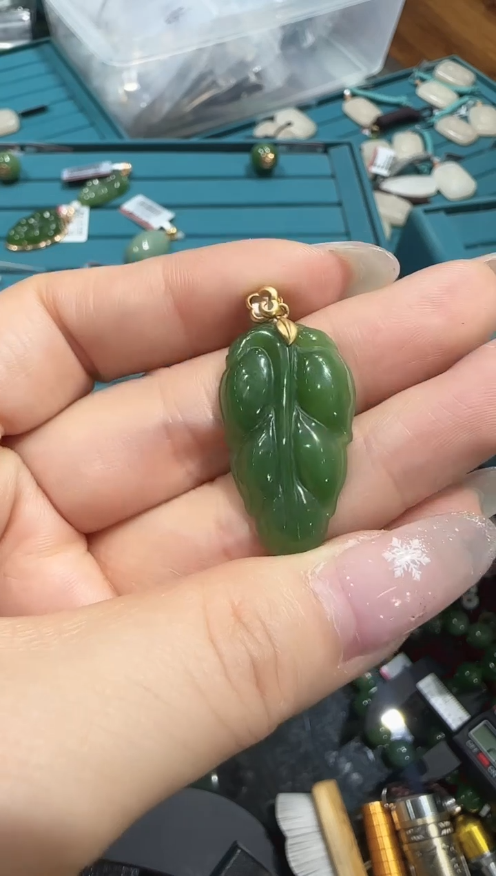 【闪购商品】和田玉吊坠/多样性发18K金镶嵌R246
