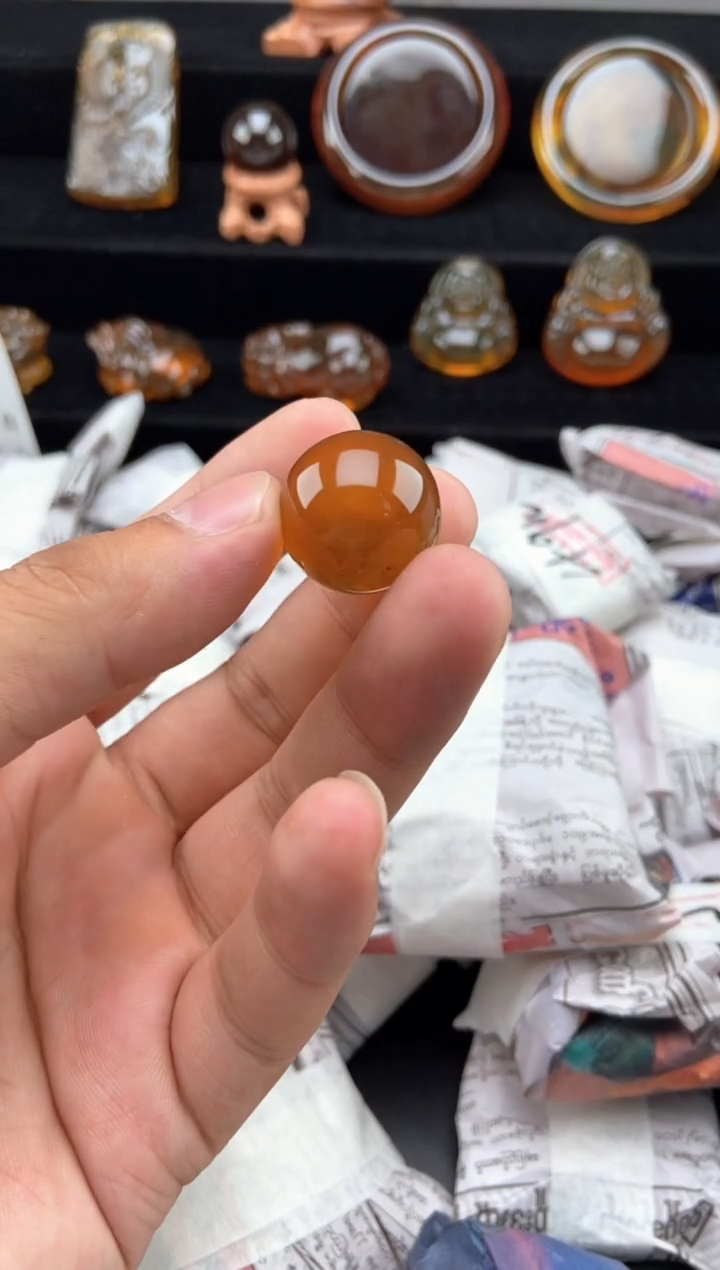 琥珀颈饰未镶嵌单珠吊坠