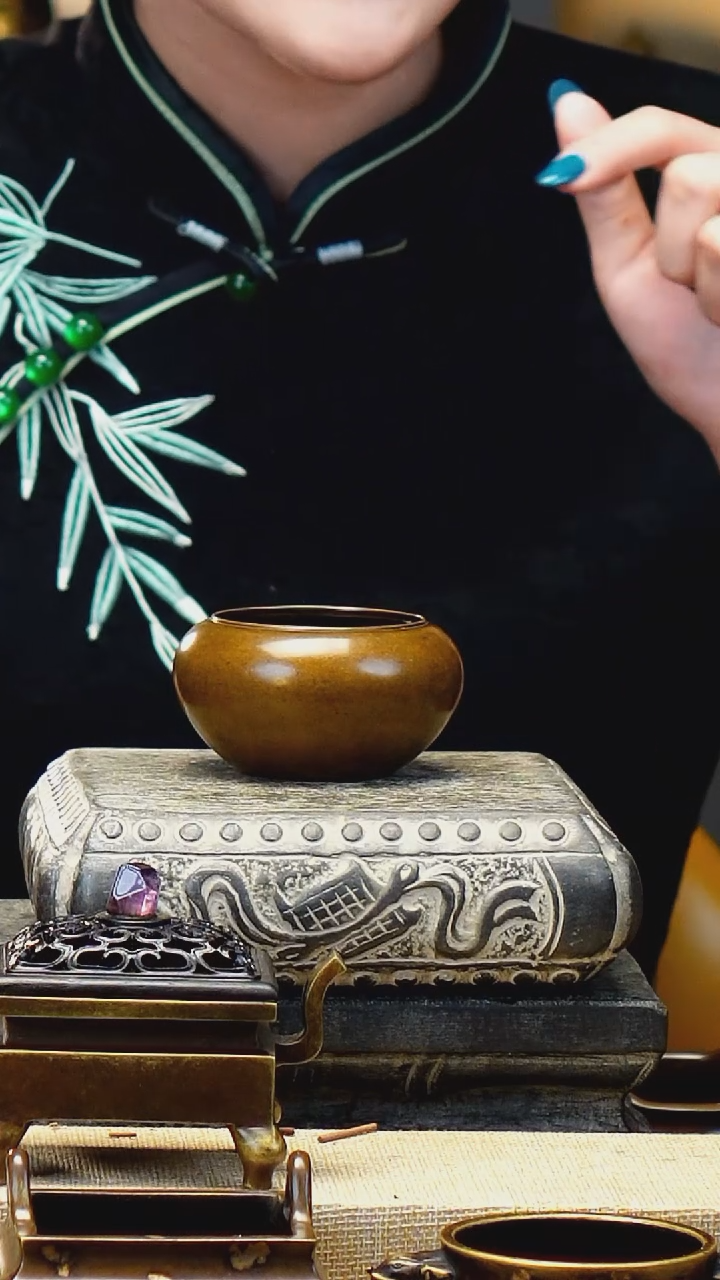 炉天下迷你扁钵盂