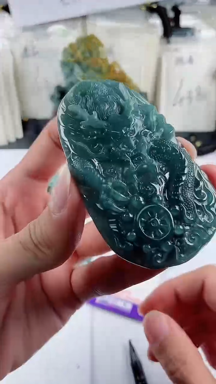 【闪购商品】翡翠颈饰未镶嵌