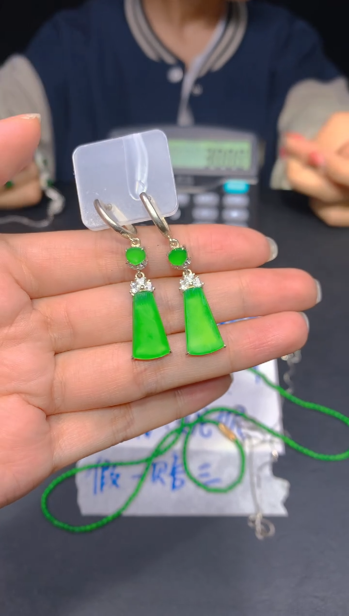 【闪购商品】定制翡翠未镶嵌168多样性发货（发其一）