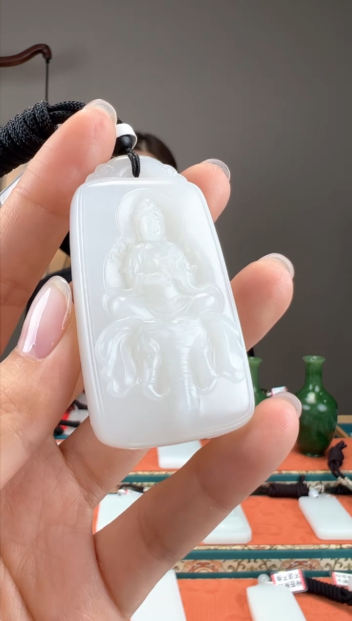 【闪购商品】和田玉颈饰未镶嵌1