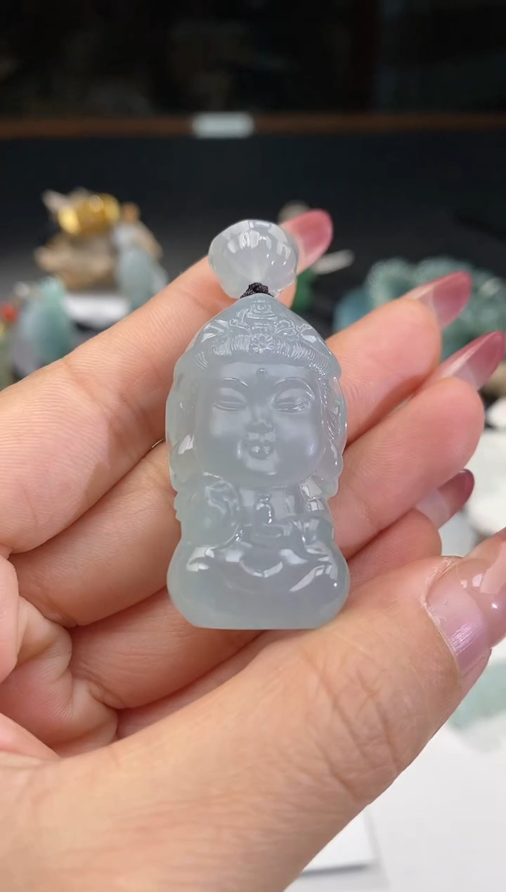 【闪购商品】翡翠颈饰未镶嵌观音