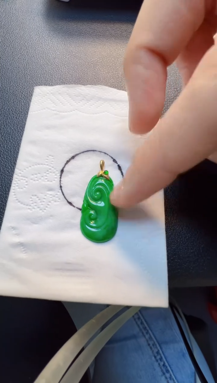 翡翠18K金镶嵌吊坠(不含链)如意