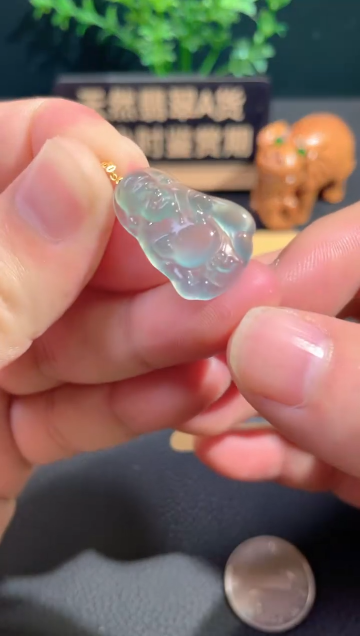 颈饰18K金镶嵌翡翠翡翠