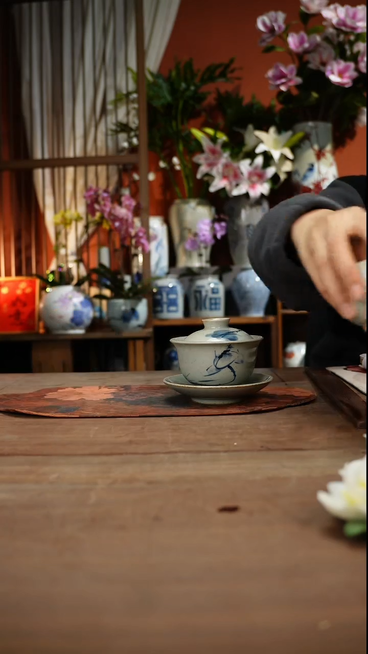 现代高温釉下彩手绘陶瓷餐具