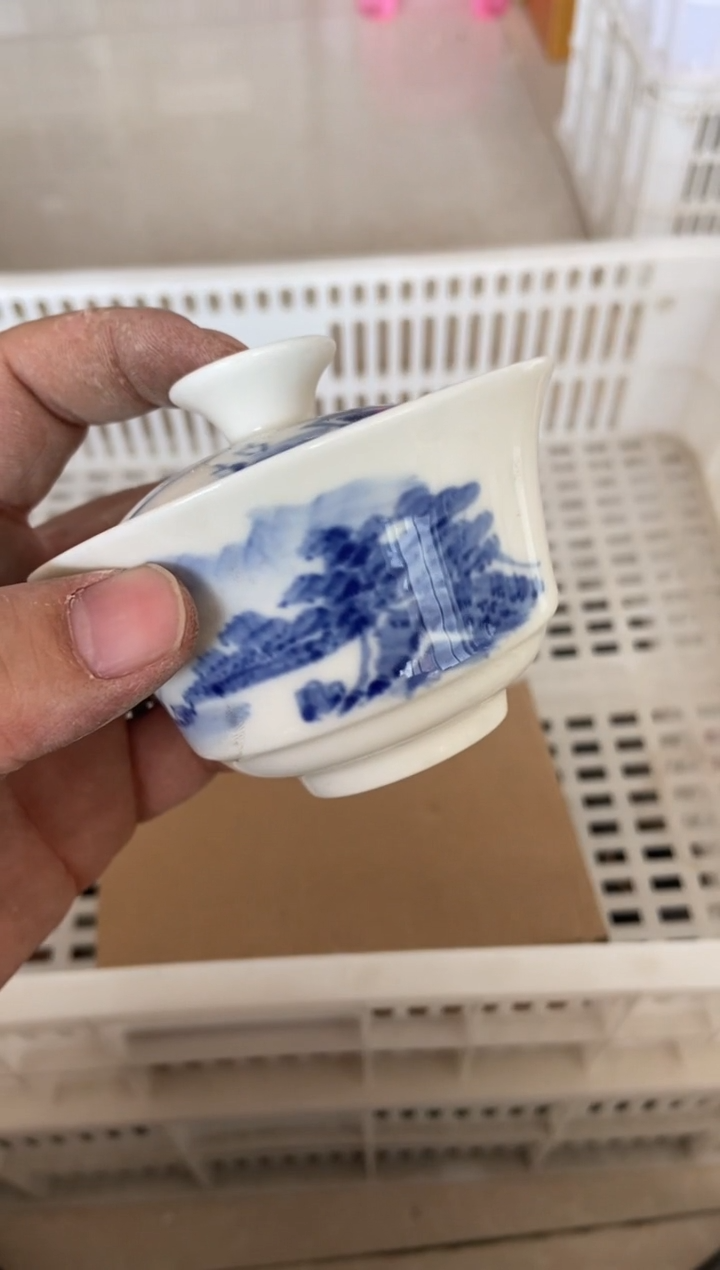 杯无运费险有瑕疵的摄影的产品有使用过的痕迹有点脏介意勿拍