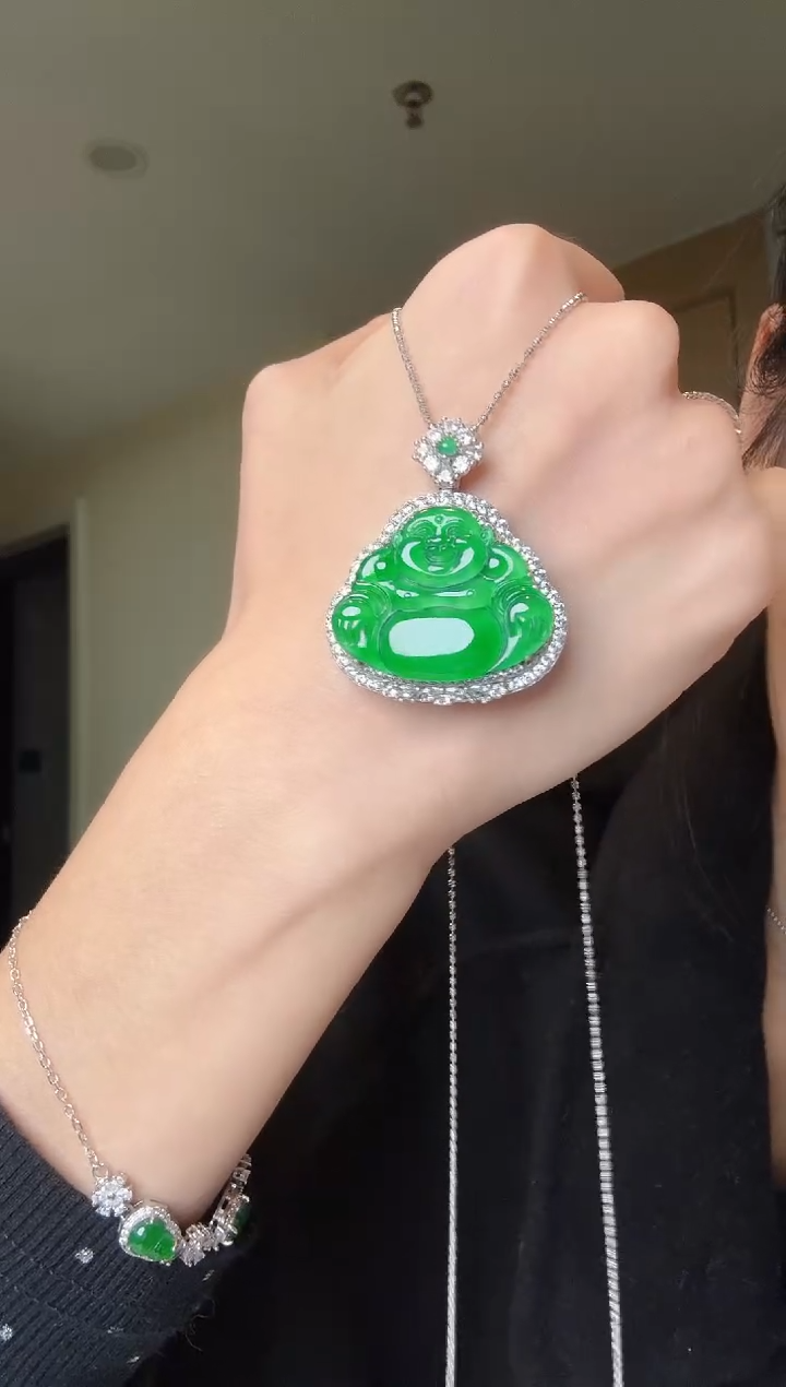【闪购商品】翡翠颈饰银S925镶嵌天然翡翠吊坠