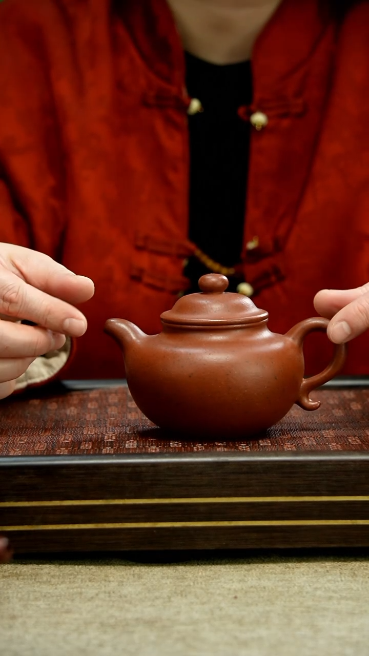 【闪购商品】紫砂茶壶老朱泥 莲子