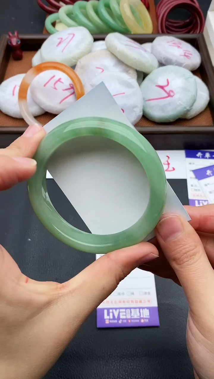 未镶嵌手镯石英质玉125+57/58