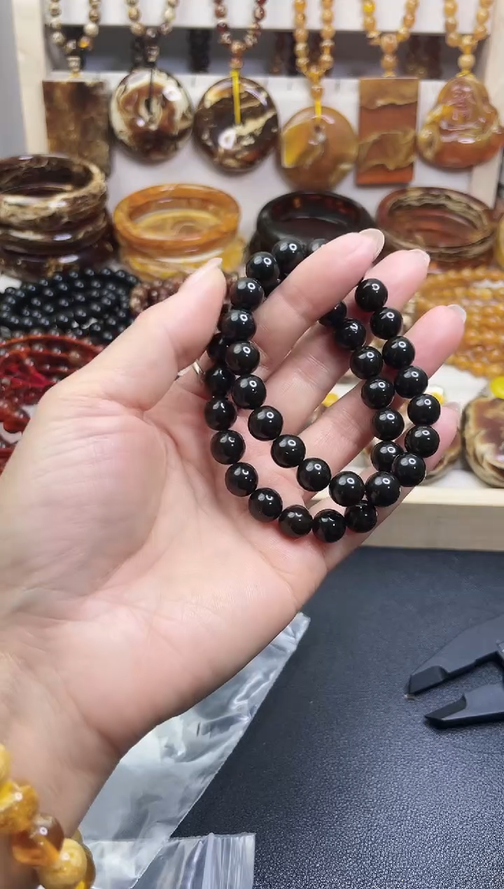 无非金属老翳王卡9+两条