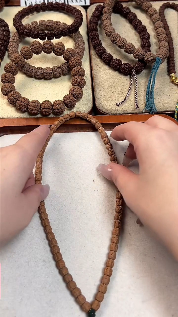 吊坠金刚菩提?*赵9999999999999