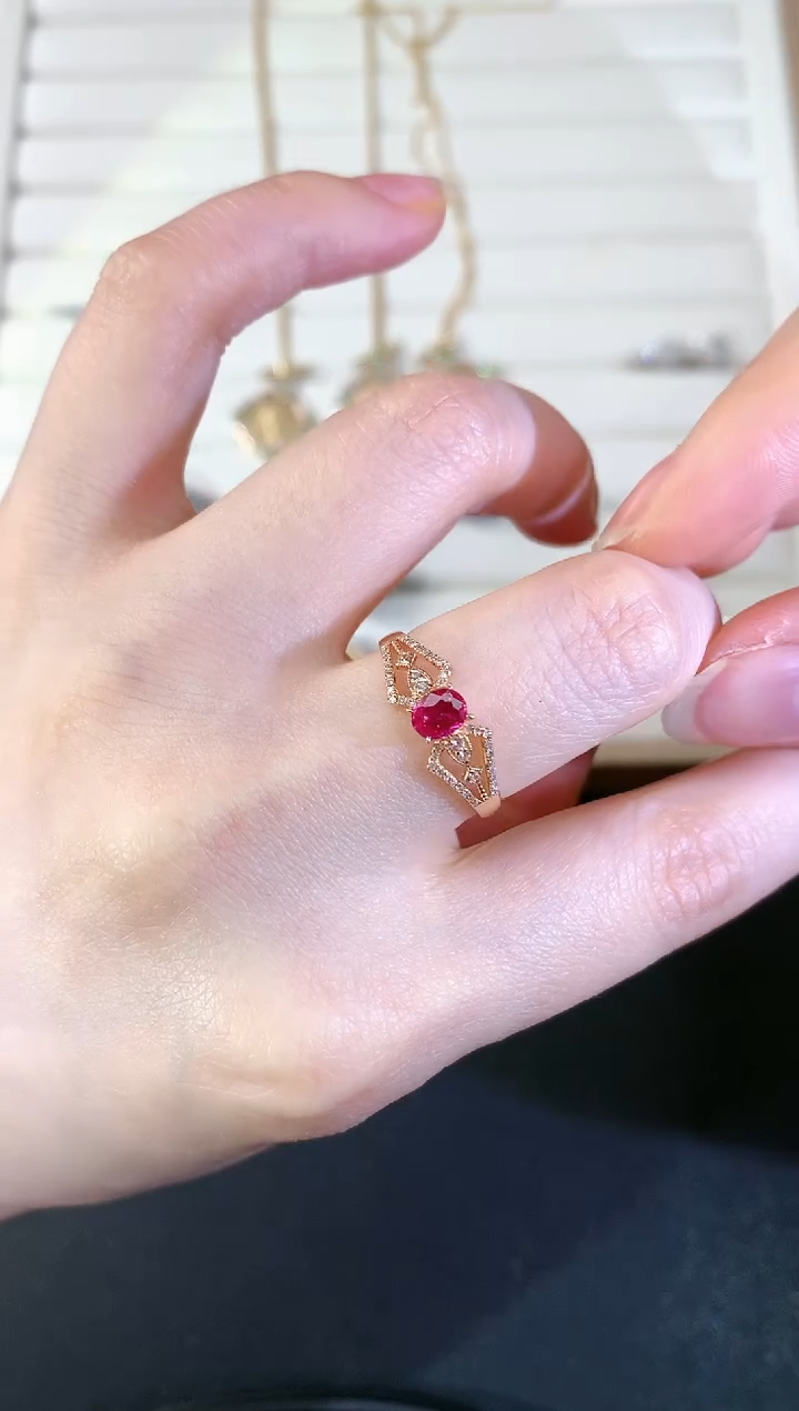 【闪购商品】红宝石戒指18K金镶嵌S496|2999