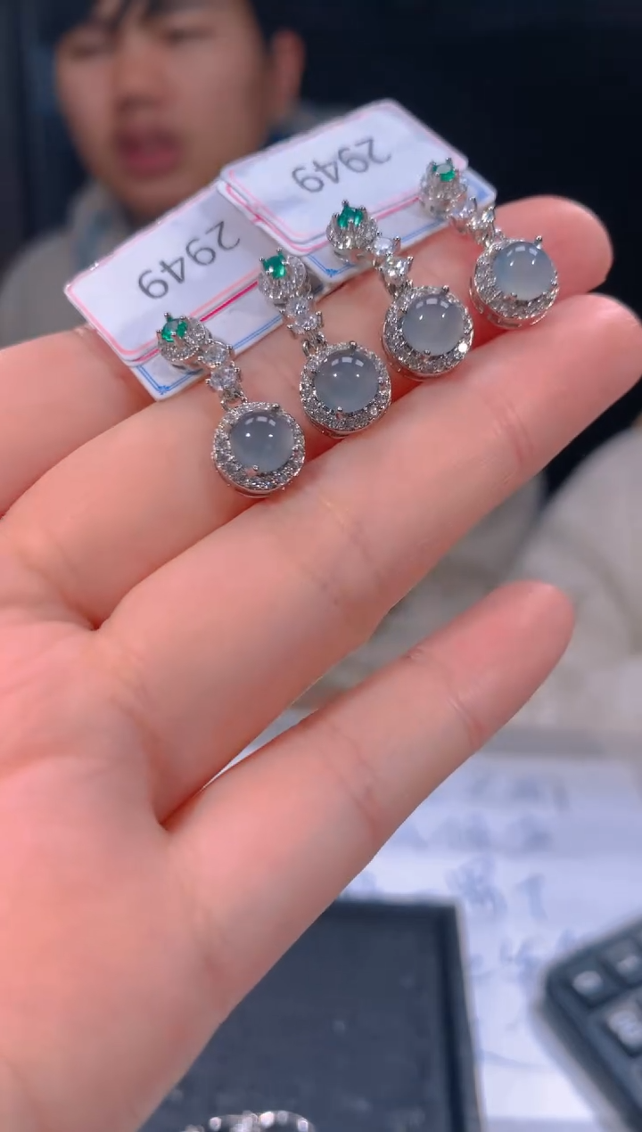 【闪购商品】定制翡翠未镶嵌35多样性发货（发其一）