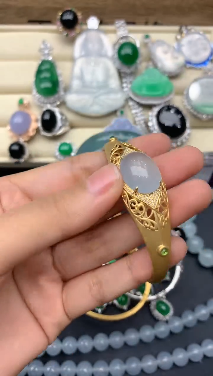 【闪购商品】翡翠手镯18K金镶嵌363-中国好珍宝