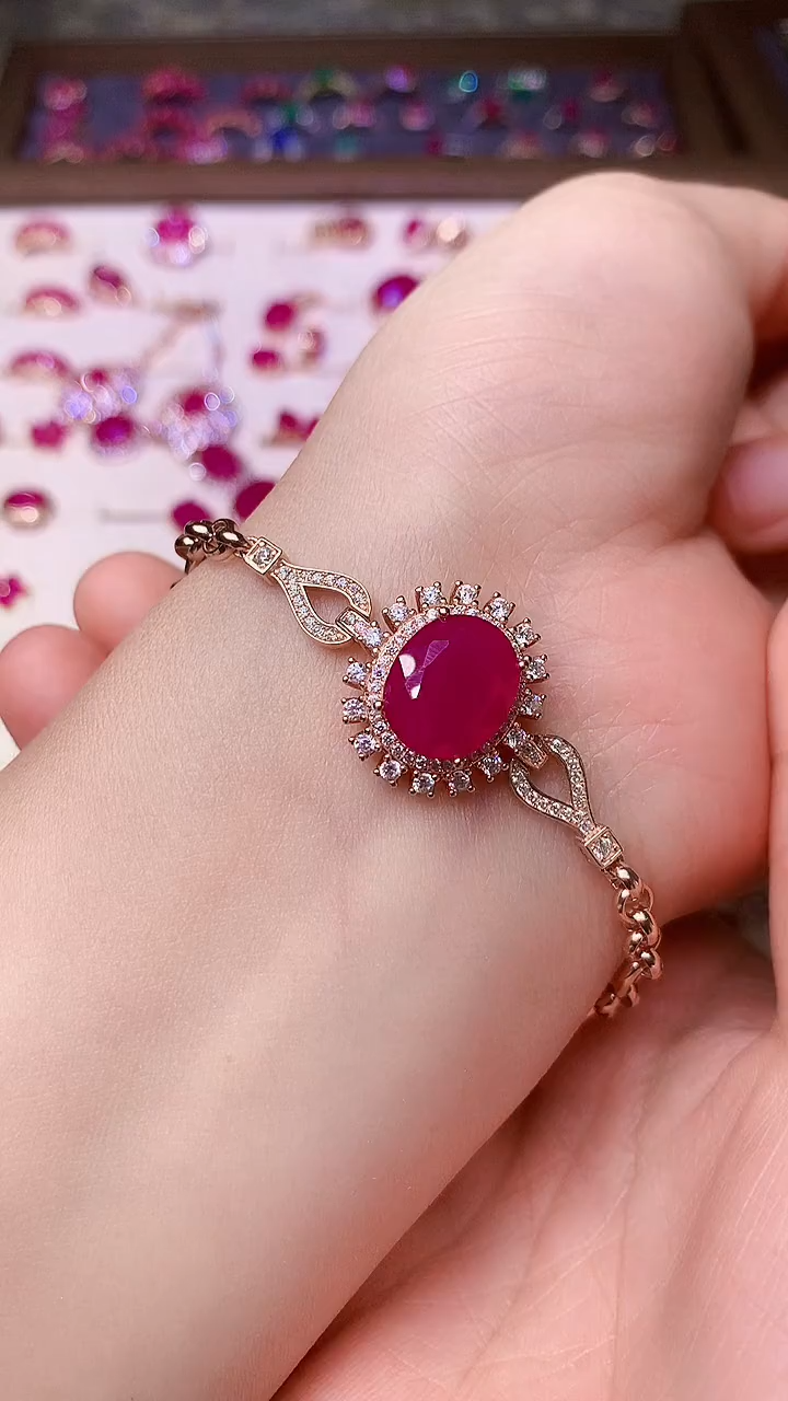 【闪购商品】红宝石手链银S925镶嵌000