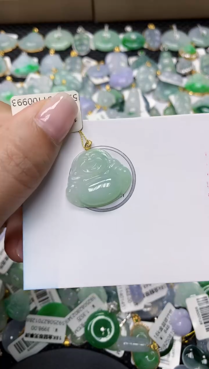 颈饰18K金镶嵌翡翠 11111111111 