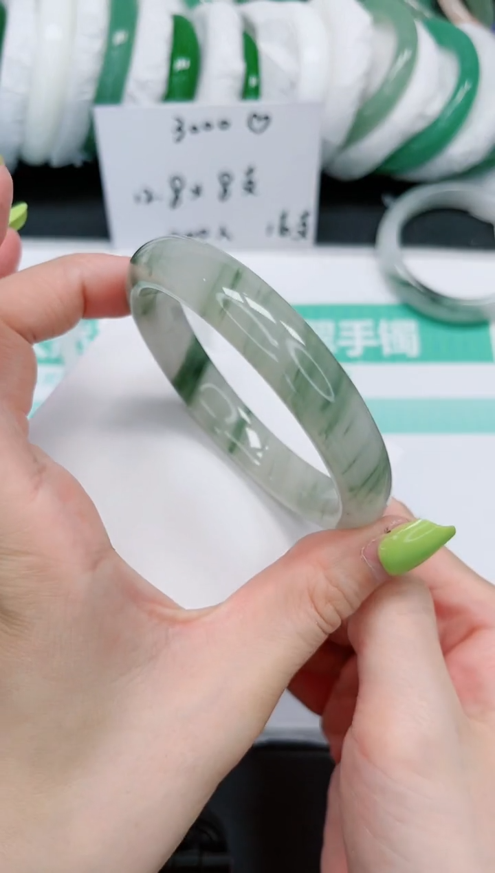 石英质玉手镯未镶嵌41/62