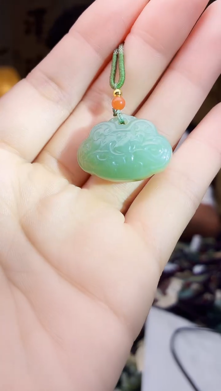 颈饰未镶嵌和田玉多样性发货，拍一发一