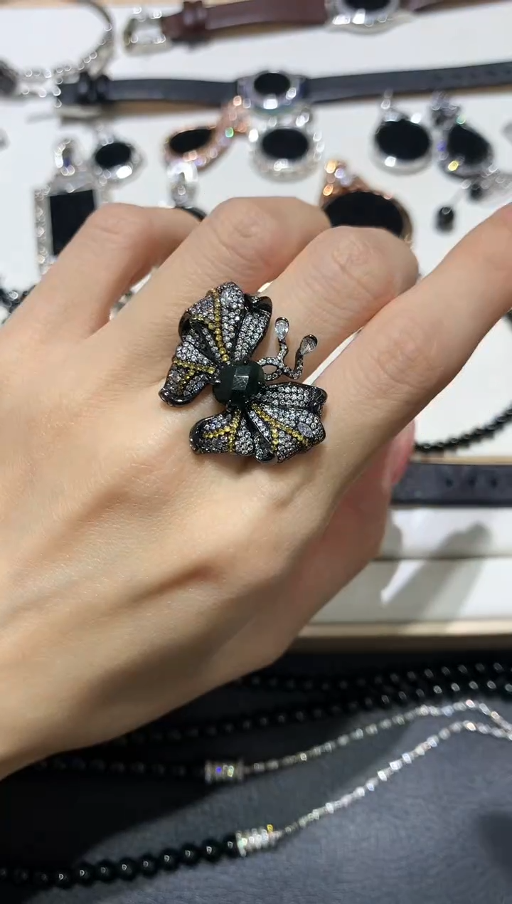 【闪购商品】翡翠吊坠(不含链)银S925镶嵌9多人多样性随机发货1件