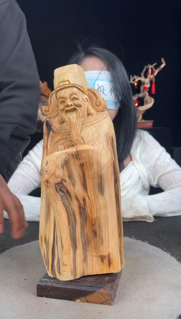 【闪购商品】柏木（崖柏）其他手工摆件,先抢先得!