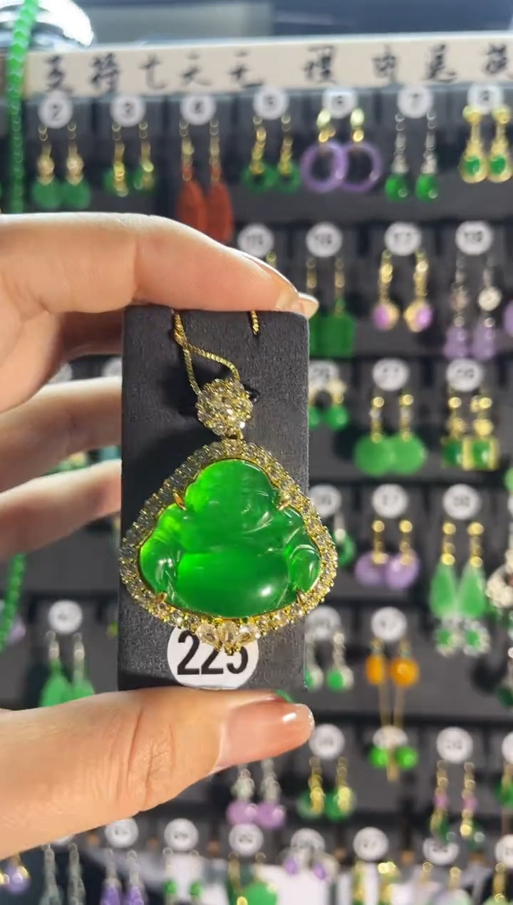 【闪购商品】翡翠耳饰银S925镶嵌225...