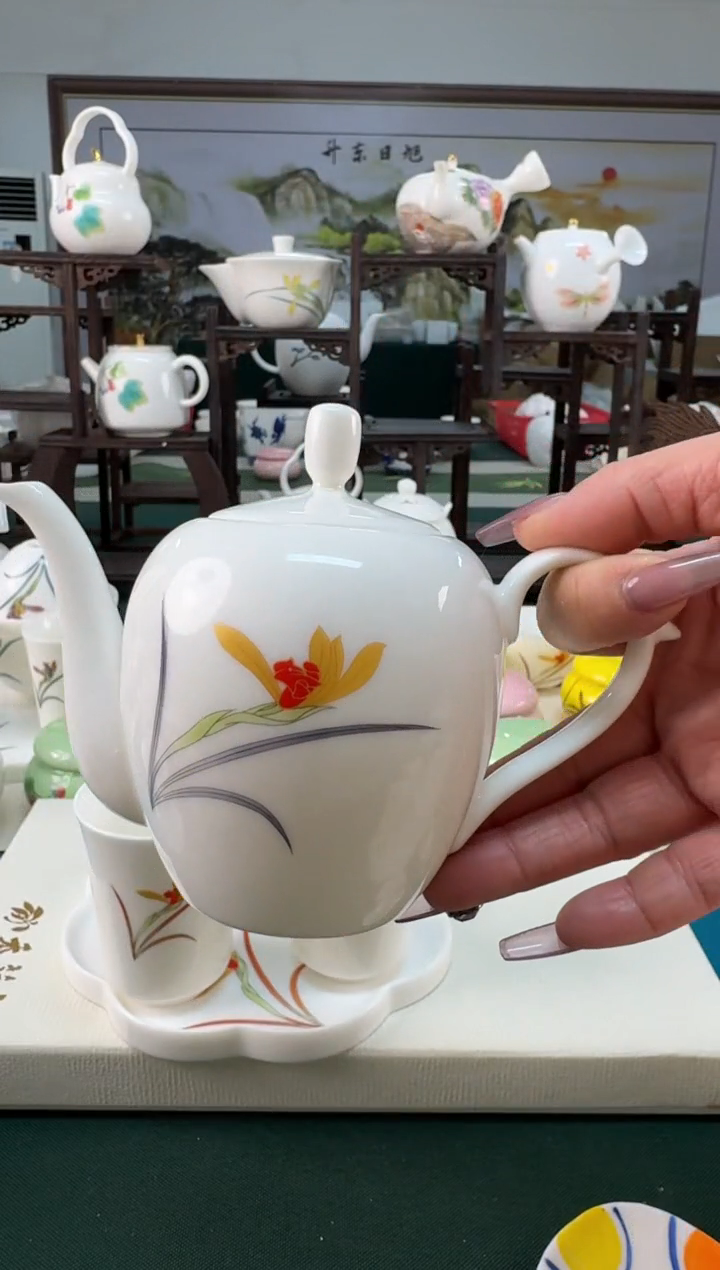 【闪购商品】瓷器 ······.......